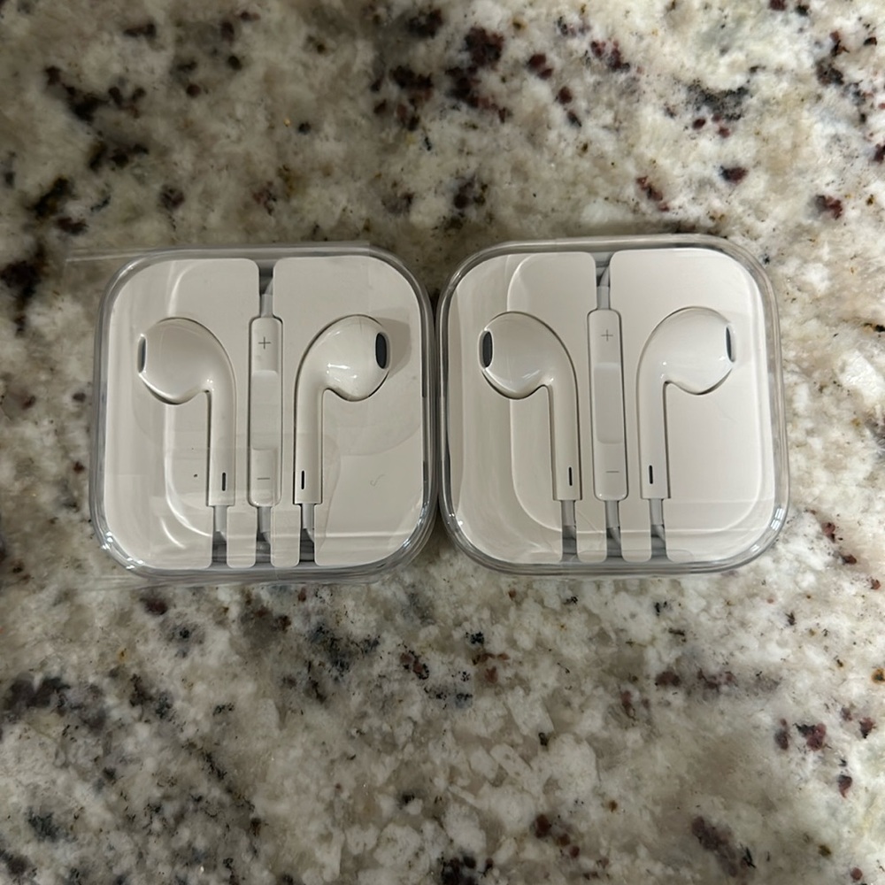 Apple ear buds with cords